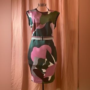 Ted Baker beautiful cocktail dress 👗